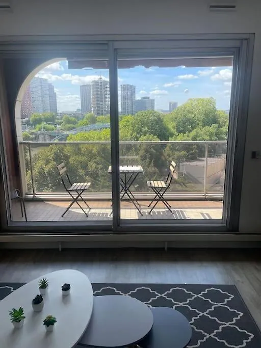 Tour Eiffel Vue Seine Avec Terrasse Apartment Paris 0*,  France